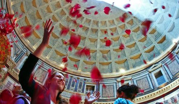 Pantheon roses